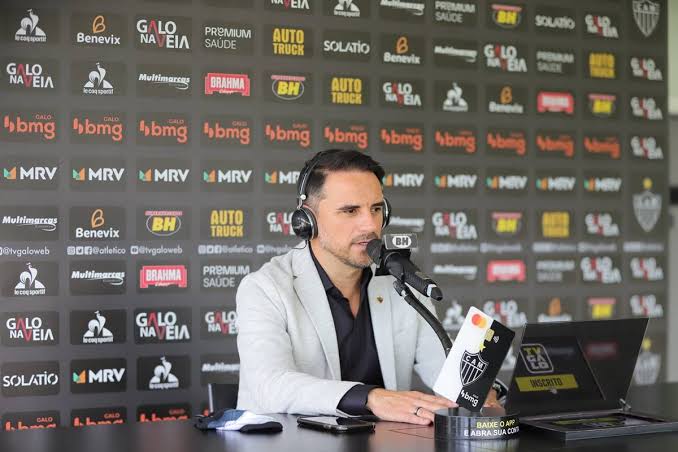 Santos faz consulta por lateral-esquerdo do Galo; confira
