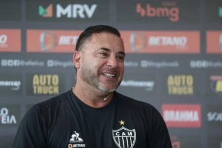 Galo: Time titular? Antônio Mohamed fala como Atlético vai a campo no próximo domingo