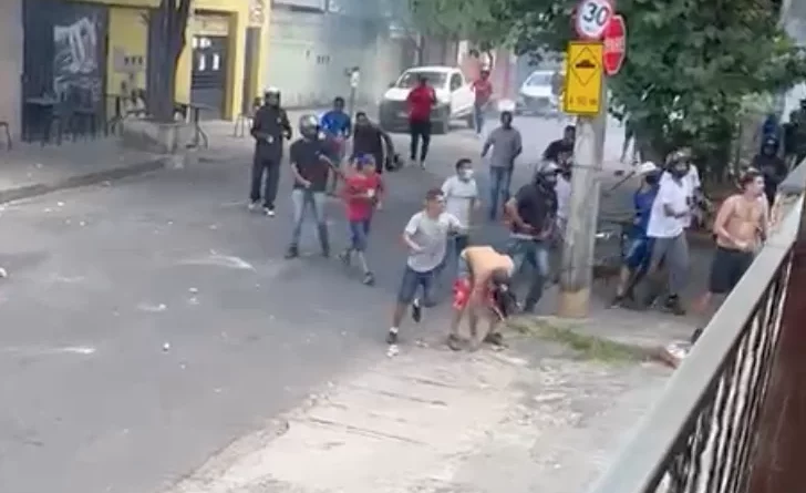 Briga entre torcidas de Atlético e Cruzeiro