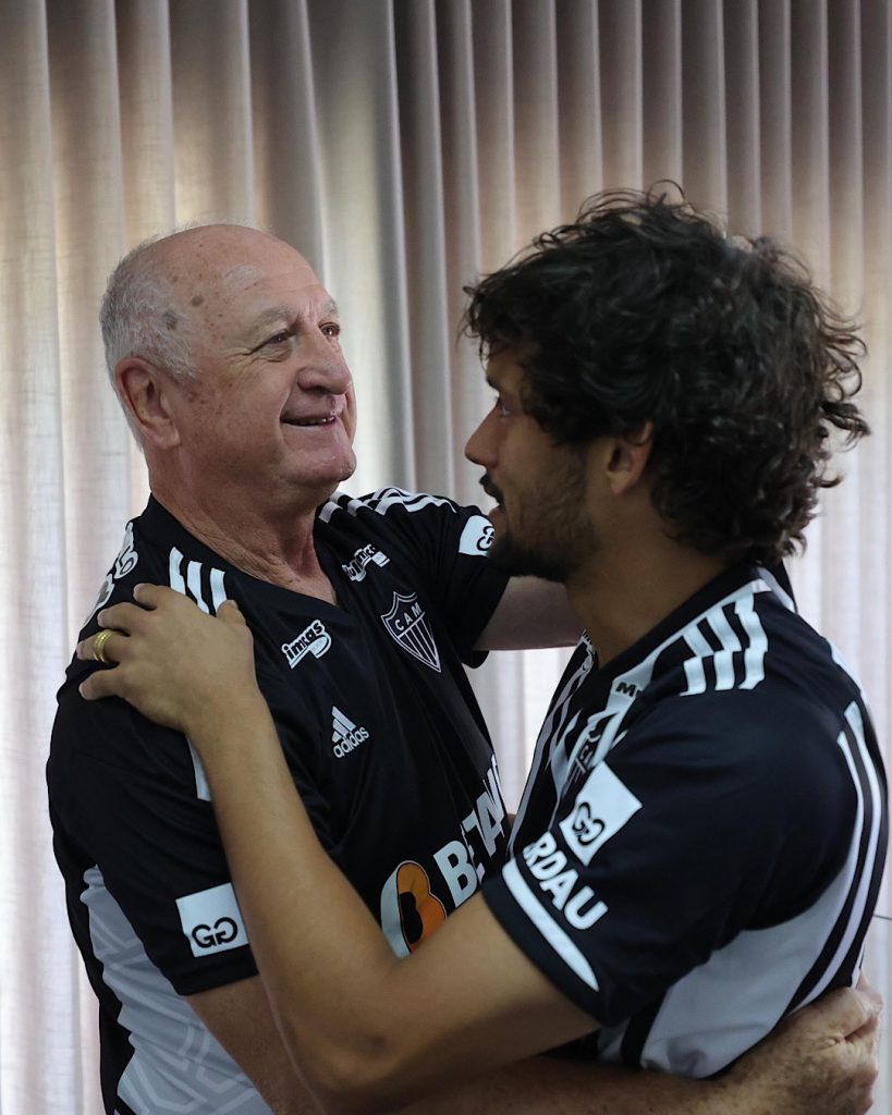 Elenco do Galo se reapresentou com novidade