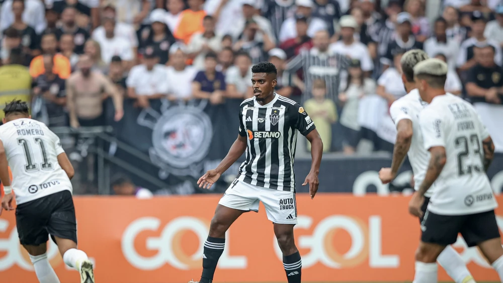 Gigante brasileiro quer Jemerson