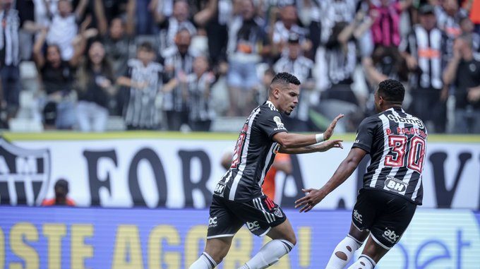 Paulinho empatou para o Galo