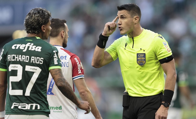 Flamengo x Atlético-MG terá arbitragem de Rafael Klein