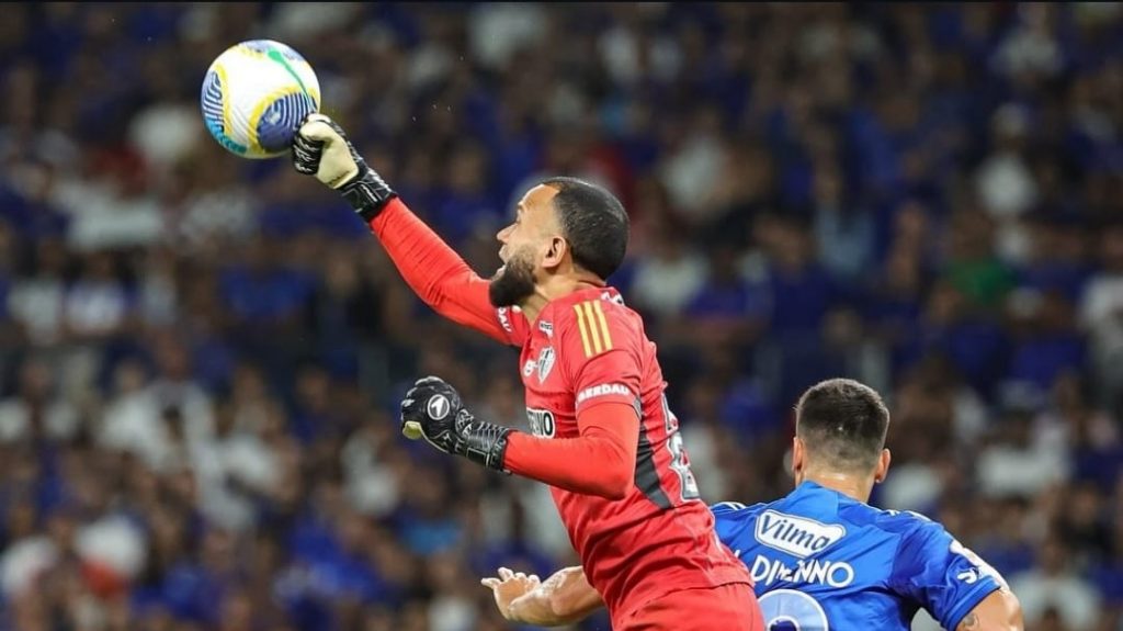 Everson no Atlético-MG, titular absoluto de Gabriel Milito