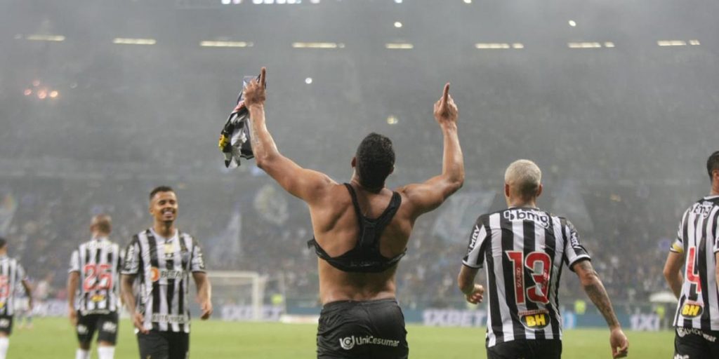 Galo x San Lorenzo pode ter a volta de Hulk