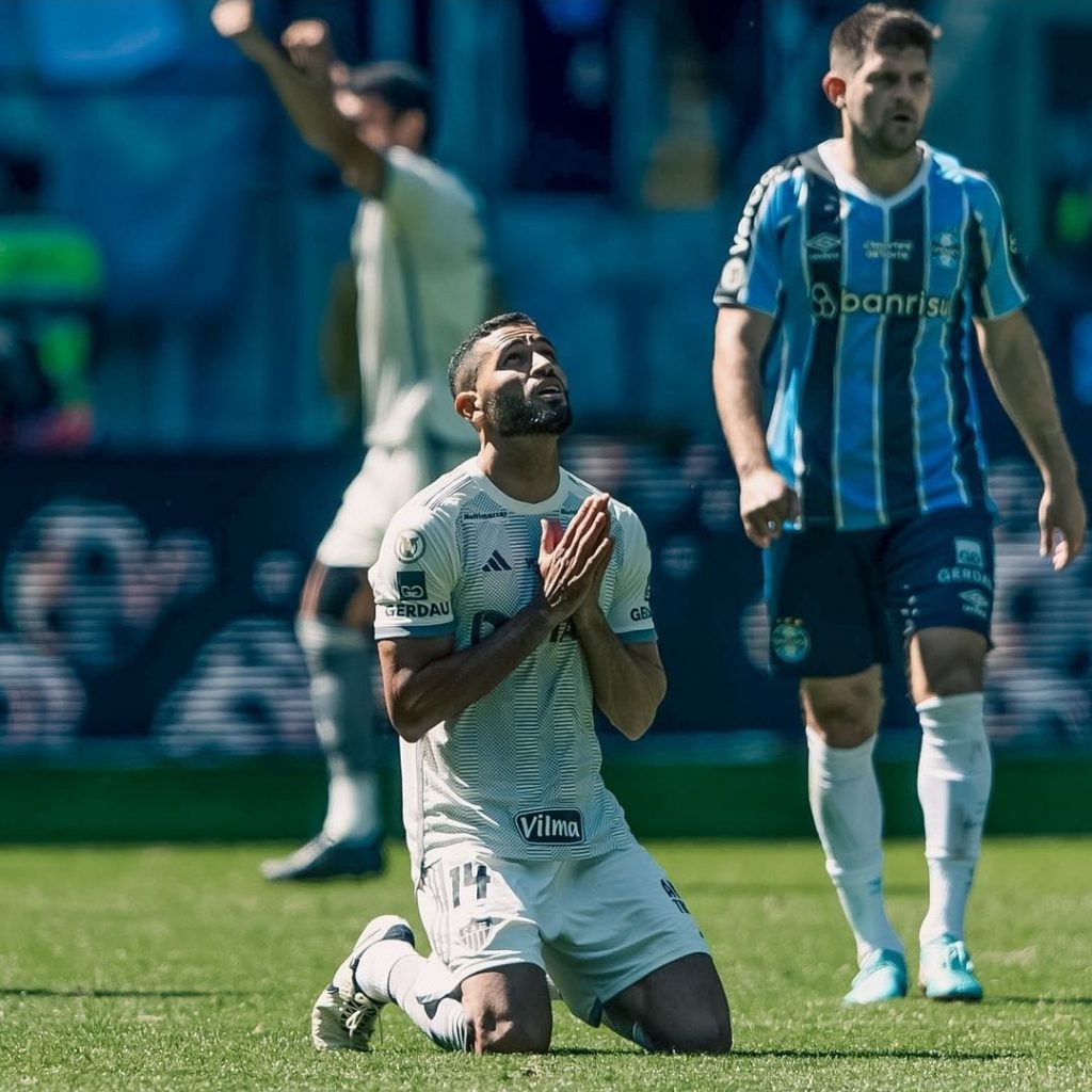 Notícias do Galo sobre Alan Kardec