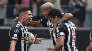 Atacantes do Atlético-MG; Hulk, Paulinho e Deyverson