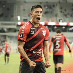 Cuello é jogador do Athletico
