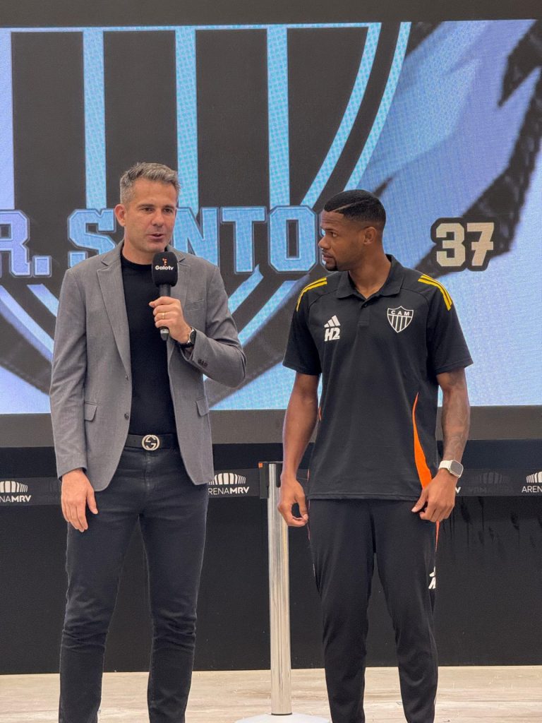 Júnior Santos e Victor