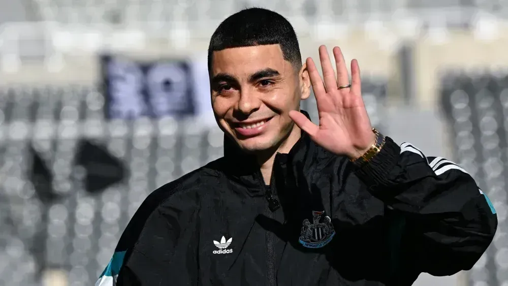 Almirón, alvo do Atlético-MG