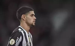 Rubens , meia do Galo