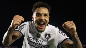 Não vai jogar no Atlético-MG