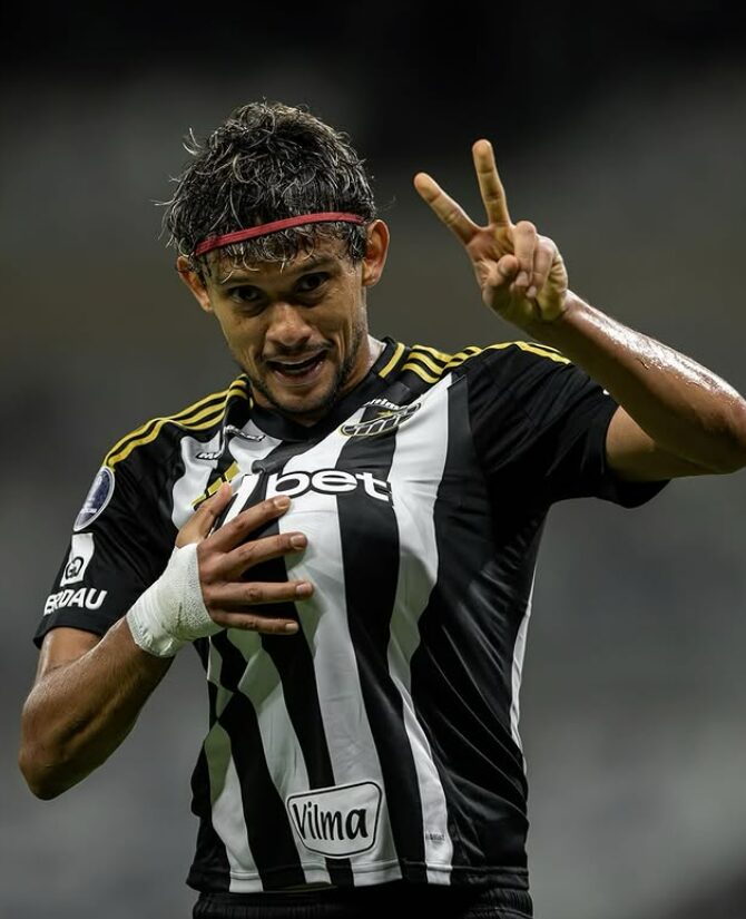 Scarpa marcou para o Atlético-MG