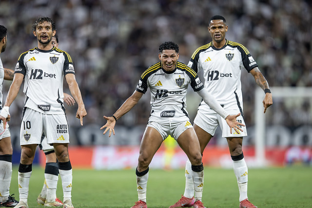 Rony marcou o único gol do Atlético-MG