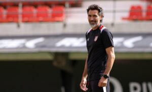 Mercado da bola, Eduardo Domínguez